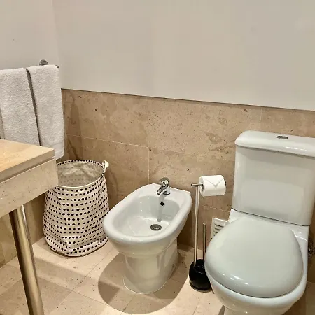 Superbe Spacieux Avec Terrasse Vue Piscine Виламура