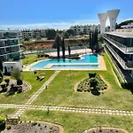 Superbe Spacieux Avec Terrasse Vue Piscine * فيلامورا